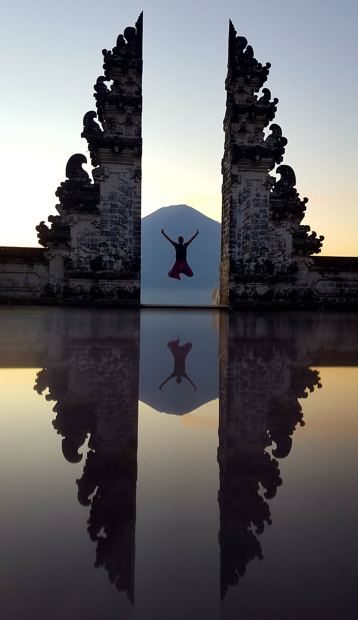 Wschodnie Bali z wrotami do nieba